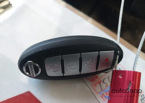 2017 Nissan Rogue Sv z USA, uszkodzony, nr VIN JN8AT2MT8HW140127